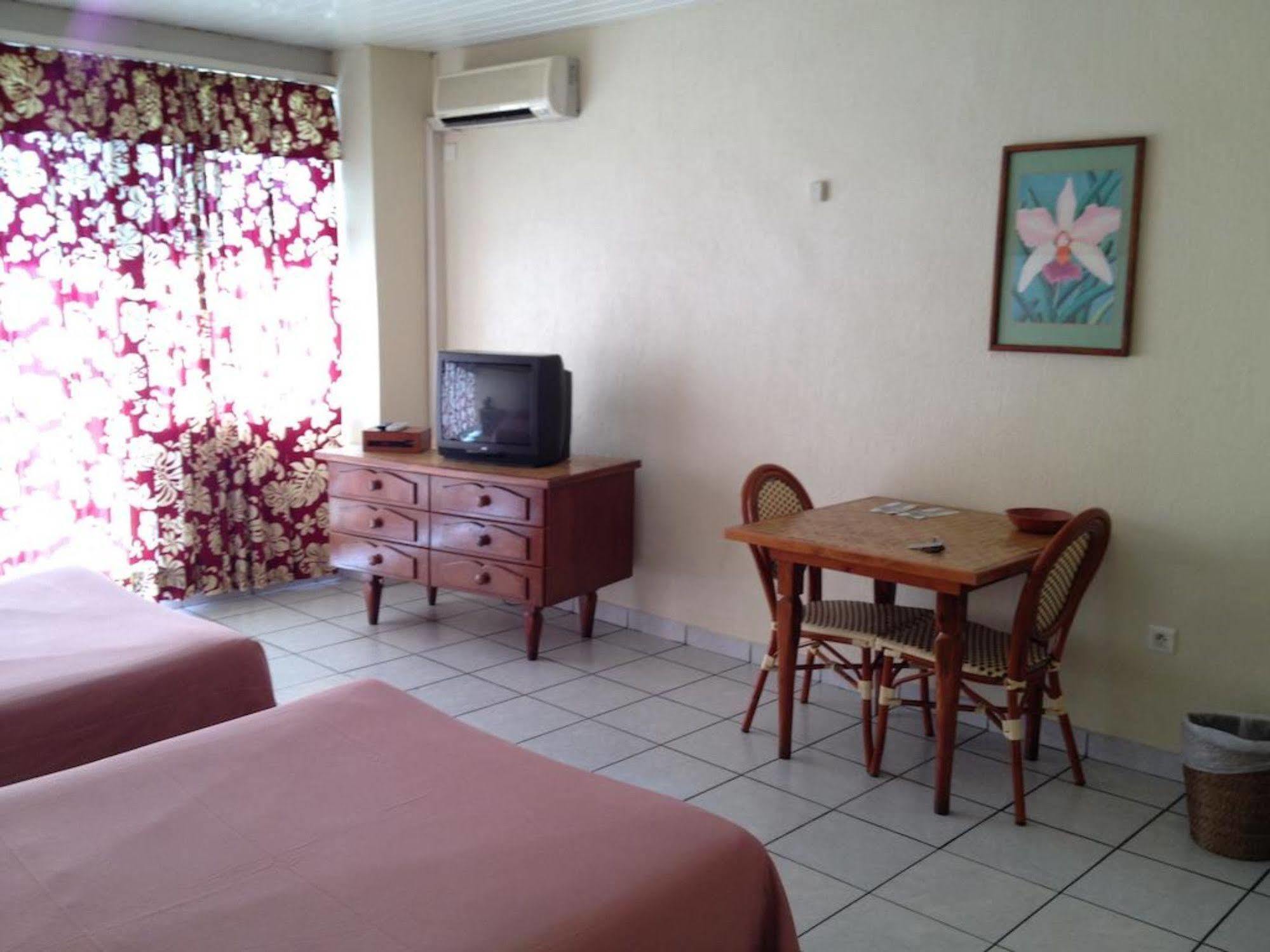 Hotel Tiare Tahiti Papeete  Bagian luar foto